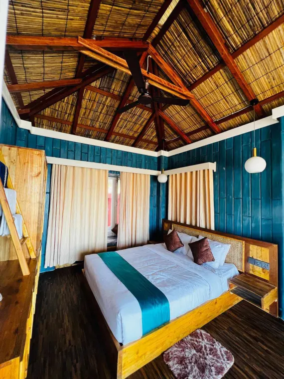 Sun & Sand Twin Beach Resort · 042